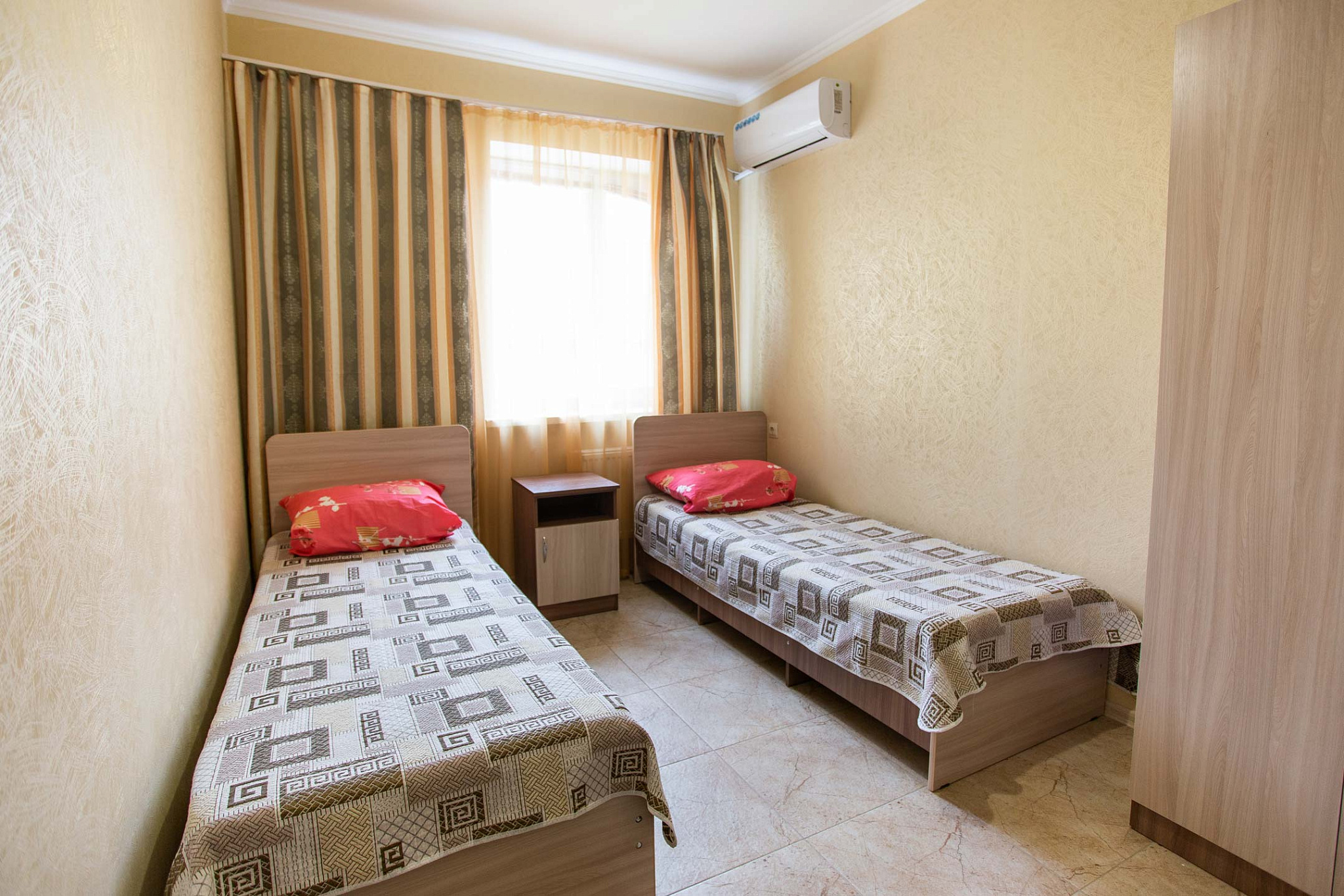 . Мини-Гостиница "Nova". Геленджик