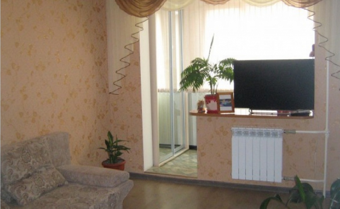 Квартира 2-х комнатная. Квартира в многоквартирном доме ул Симферопольская 22. Алушта