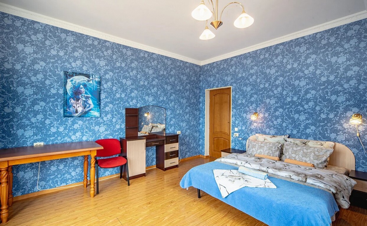 Апартаменты 2 комнатные. Гостевой дом У камина. Ялта