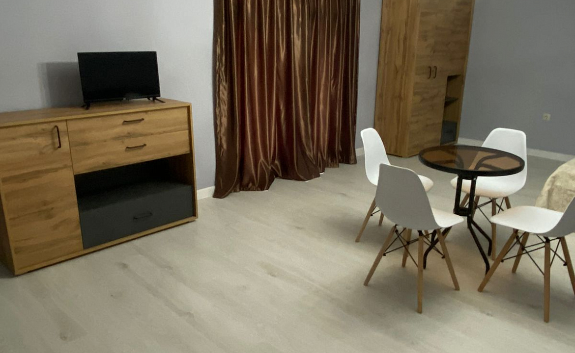 Двухкомнатные апартаменты-студия. Частный сектор Buffalo . Сухум