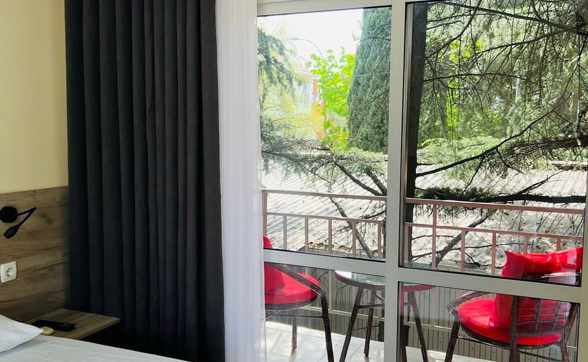 Двухместный люкс. Частный сектор Ул калараш 77. Лазаревское