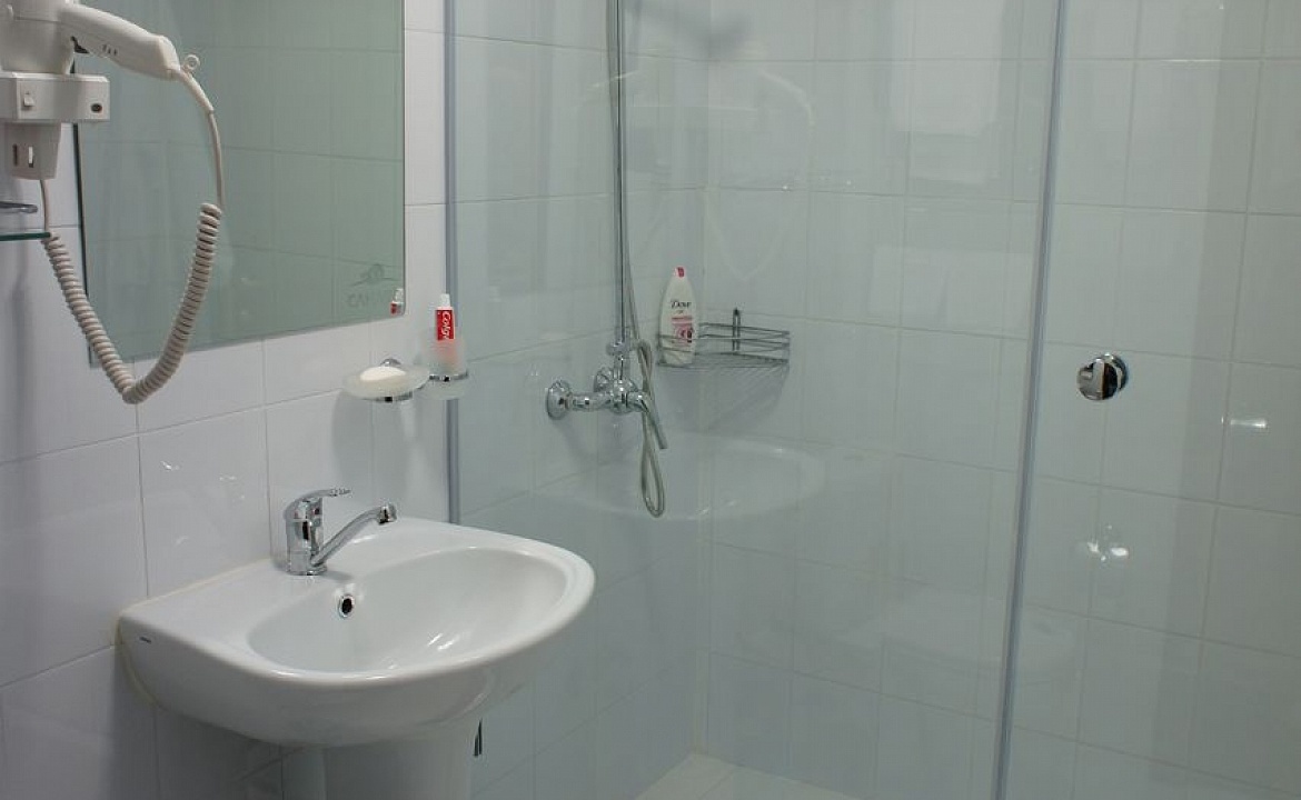 «Люкс» двух-комнатный 2-х местный. Санаторий "Туапсе". Бжид