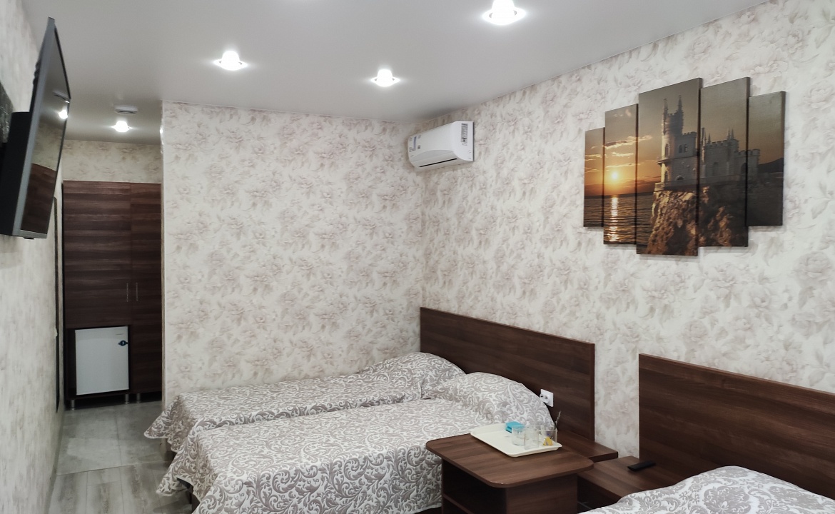 4-х местный стандарт со всеми удобствами.. Гостевой дом "Уда-ча". Лазаревское 4-х местный стандарт со всеми удобствами.. Гостевой дом "Уда-ча". Лазаревское