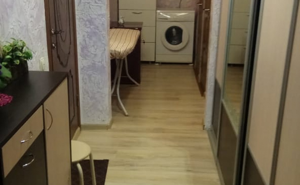 двухкомнатная квартира. Квартира в многоквартирном доме 2-х комнатная квартира у моря. Ейск