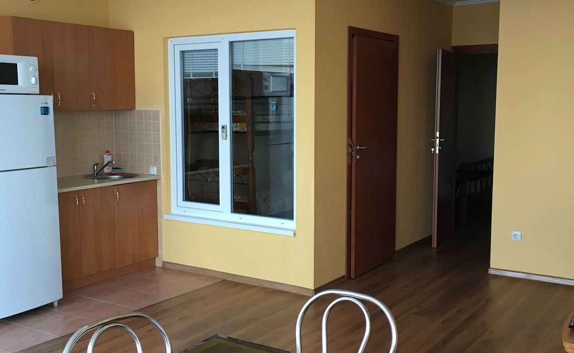 Семейный номер Люкс с французским балконом. Эллинг "Селена". Отрадное