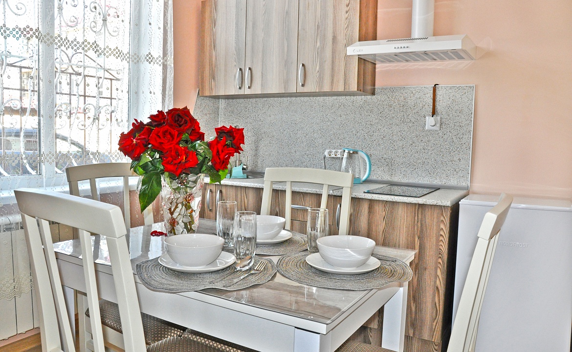 5-ти местный номер люкс. Гостевой дом Надежда - Витязево. Витязево 5-ти местный номер люкс. Гостевой дом Надежда - Витязево. Витязево