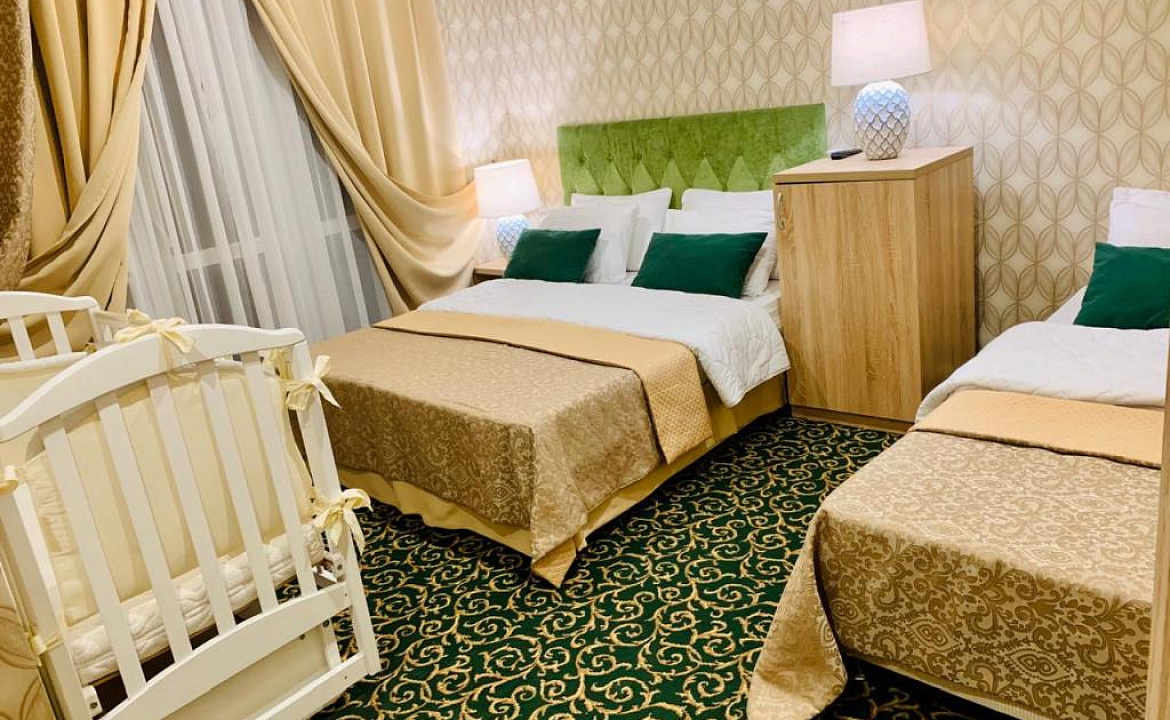 Стандарт 3х-местный с террасой. Отель Премьер. Геленджик