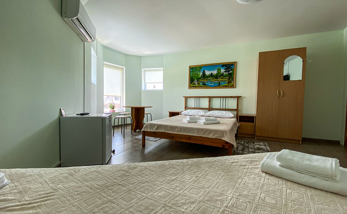 Стандарт 3х местный. Гостевой дом Волна. Нижнее Джемете