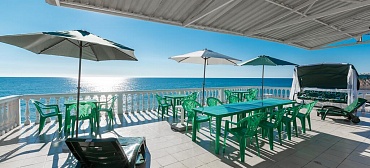 Эллинг Море за окном Азовская 18