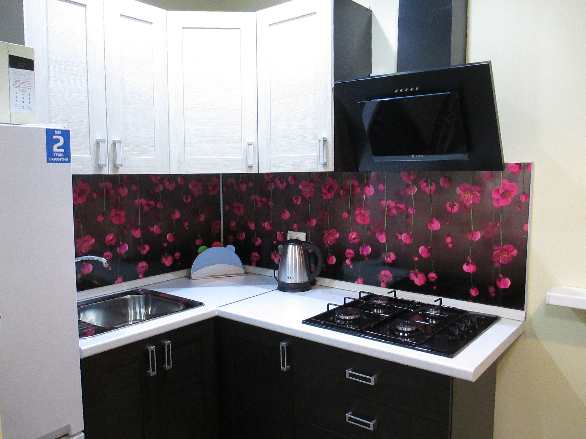 . Квартира в многоквартирном доме 1-комн. квартира в центре Сочи. Сочи