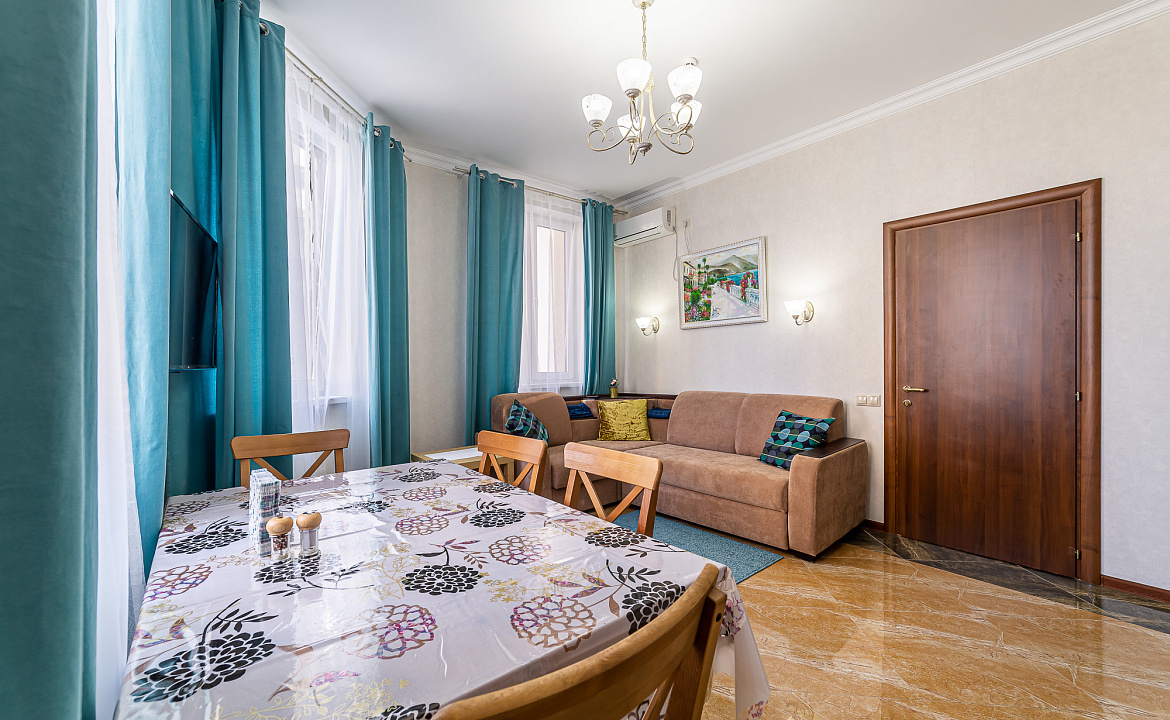 3 комнатная квартира в центре Сочи рядом с крупнейшим пляжным комплексом Ривьера. Уютные Квартиры в центре Сочи рядом с крупнейшим пляжным комплексом Ривьера. Сочи