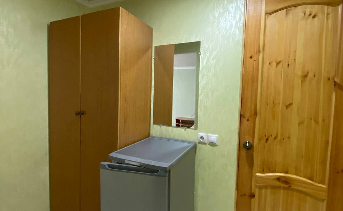 Трехместный. Гостевой дом "Инжир". Новомихайловский