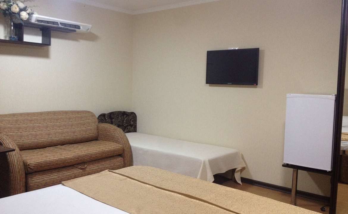 Трехместные однокомнатные номера. Гостевой дом «Агава» - Адлер. Адлер