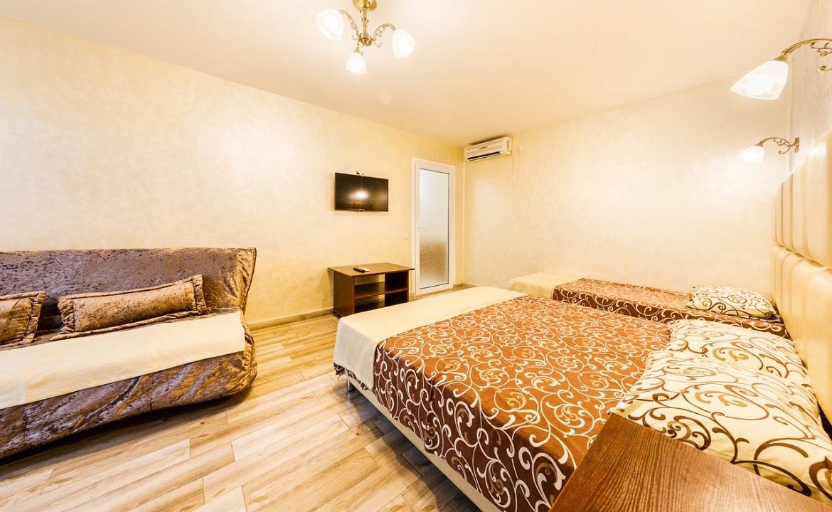 4-5-местный с террасой. База отдыха "Тюльпан". Витязево