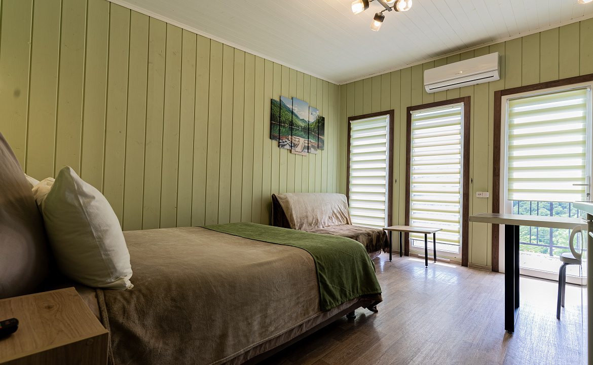 Номер категории «Комфорт» №7. Abrau Family. Абрау-Дюрсо