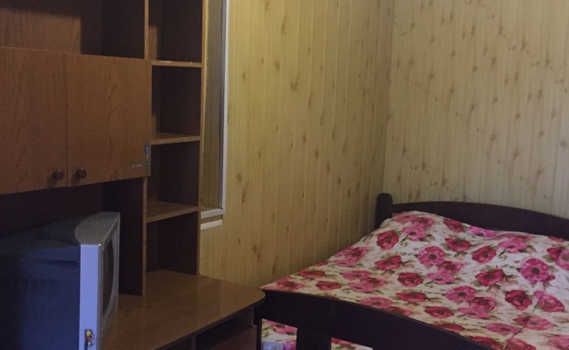  Трехместный с балконом. Гостевой дом на Комарова 17. Витязево