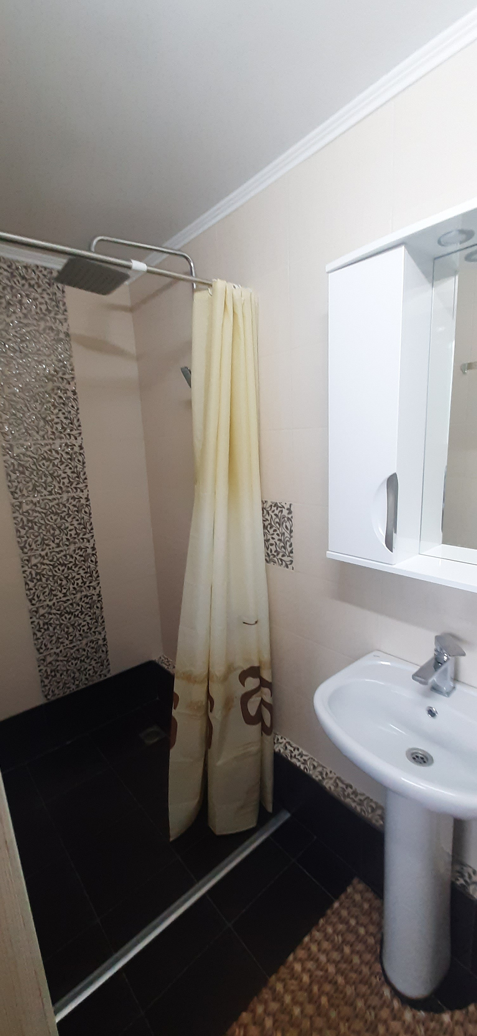 . Частный сектор Номер  для двоих. Алушта