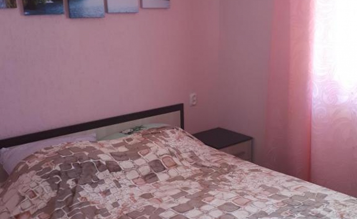 2-х комнатный с террасой. Гостевой дом "Сокол". Должанская