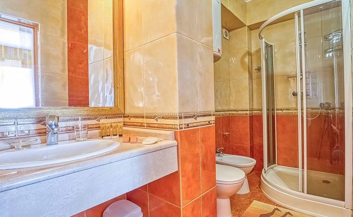 Люкс двухкомнатный с кухней. Отель «Интер». Утёс Люкс двухкомнатный с кухней. Отель «Интер». Утёс