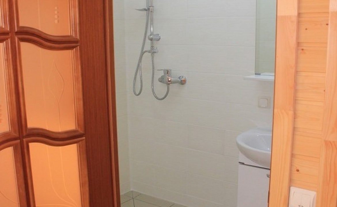 Апартаменты Кирова. База отдыха Должанский дворик "АКВАРЕЛИ". Должанская