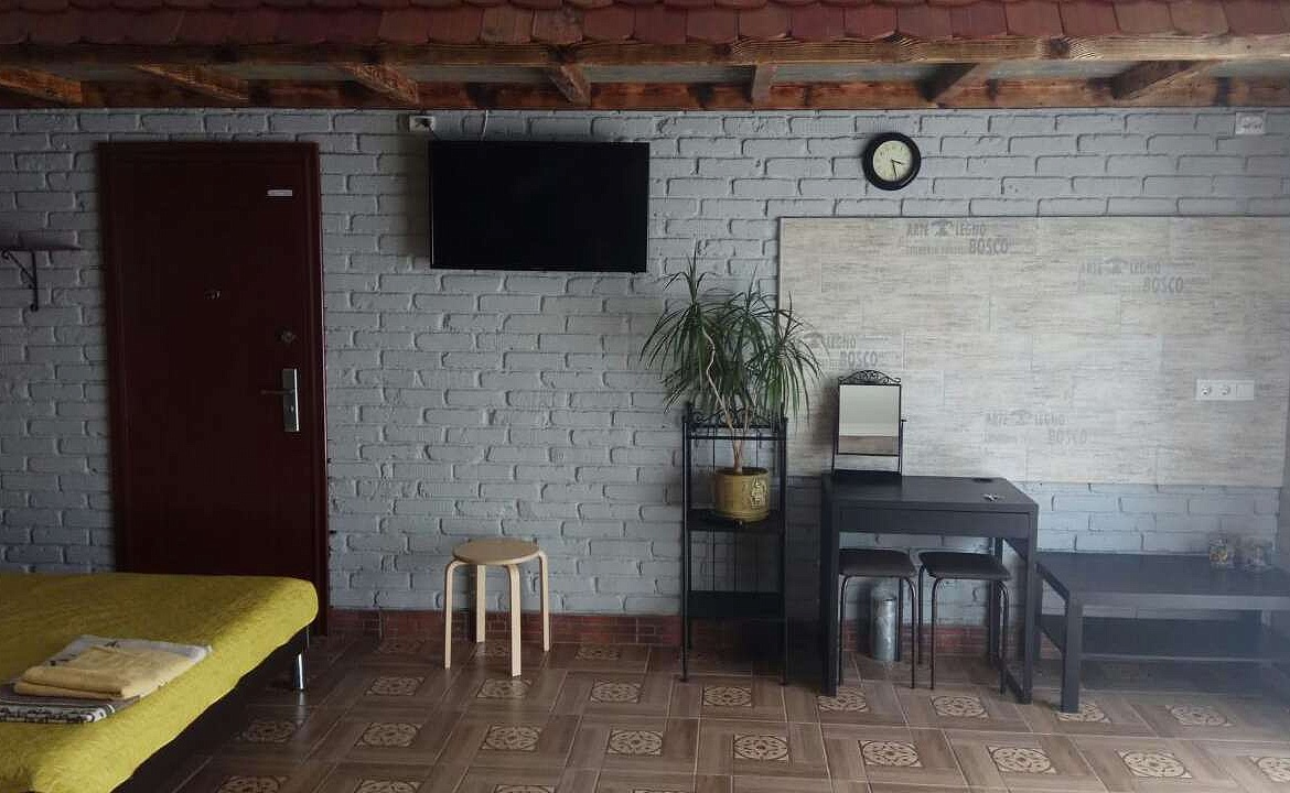 6-местный номер. Отель "Villa-Bora". Керчь