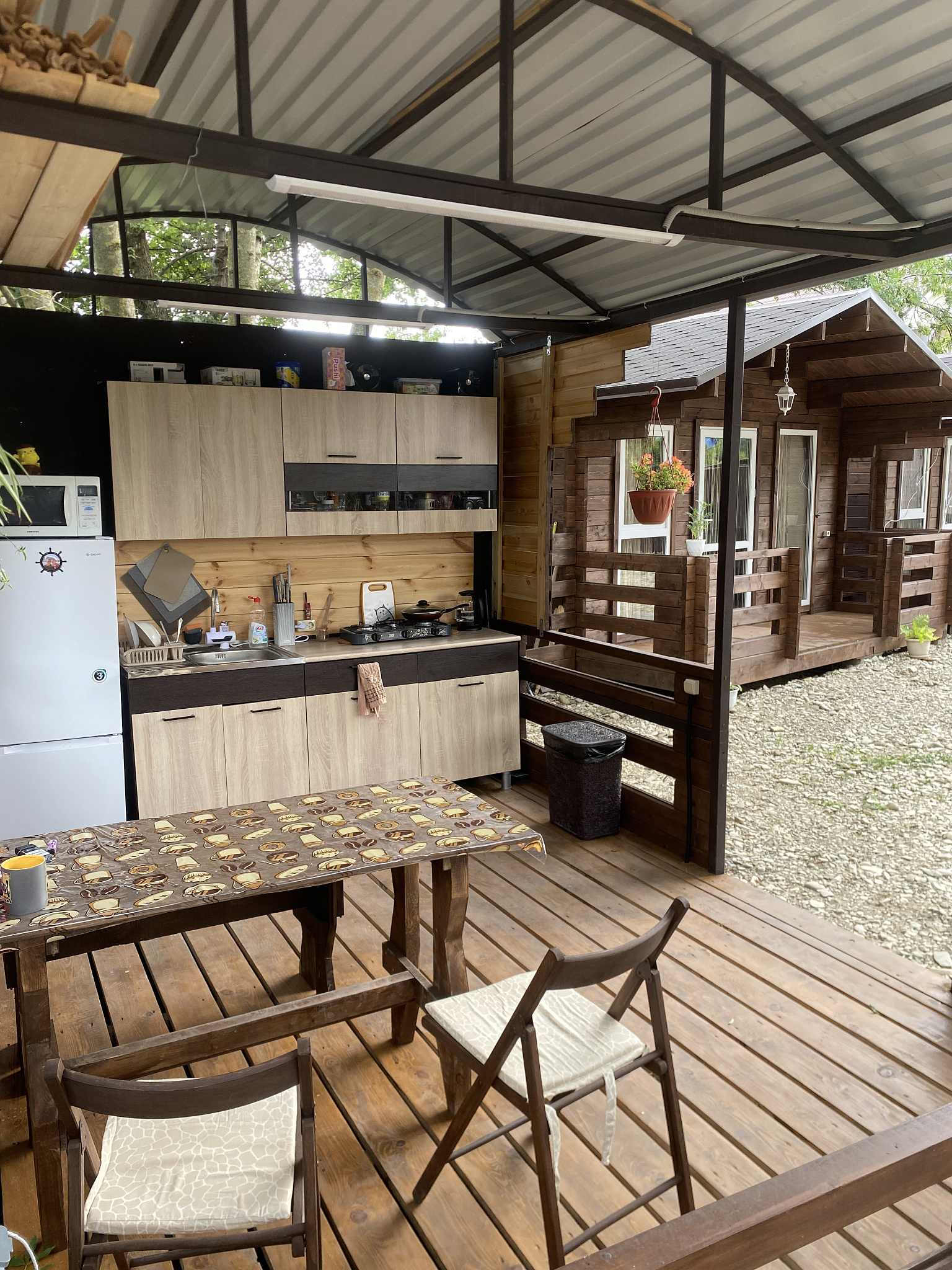 . База отдыха Шоколад . Архипо-Осиповка