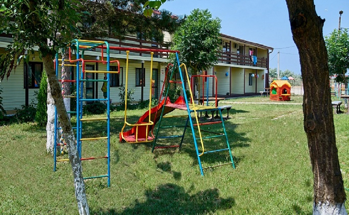 СТАНДАРТ 2-Х КОМНАТНЫЙ 4-Х МЕСТНЫЙ (2Х+2Х) НОМЕР С БАЛКОНОМ КОРПУС №8, 1 И 2 ЭТАЖ, КОРПУС А 2 ЭТАЖ С БАЛКОНОМ, КОРПУС №7 2 ЭТАЖ С БАЛКОНОМ. База отдыха "Ока". Благовещенская