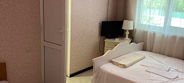 "Delis" (Делис)