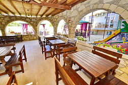 Отель “ЯНАКИС”