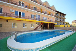 Гостевой дом "Лев" Гостевой дом "Лев"