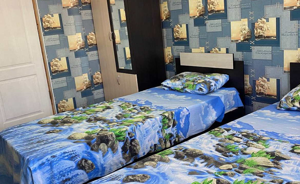 Трехместный номер эконом. Гостевой дом Домик у моря. Якорная Щель