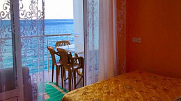 Гостевой дом "До моря 9 метров"