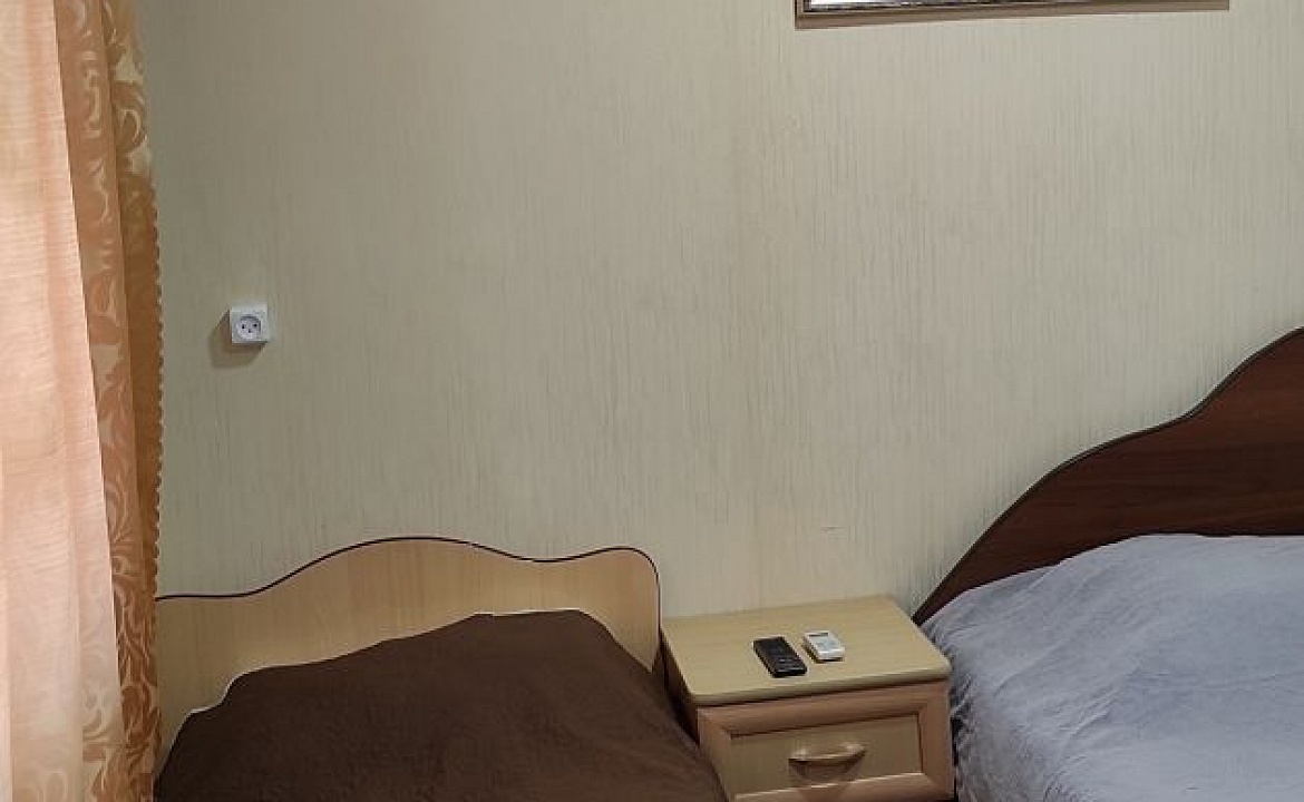 3-х местный номер (Эконом). Частный сектор У Константина. Адлер