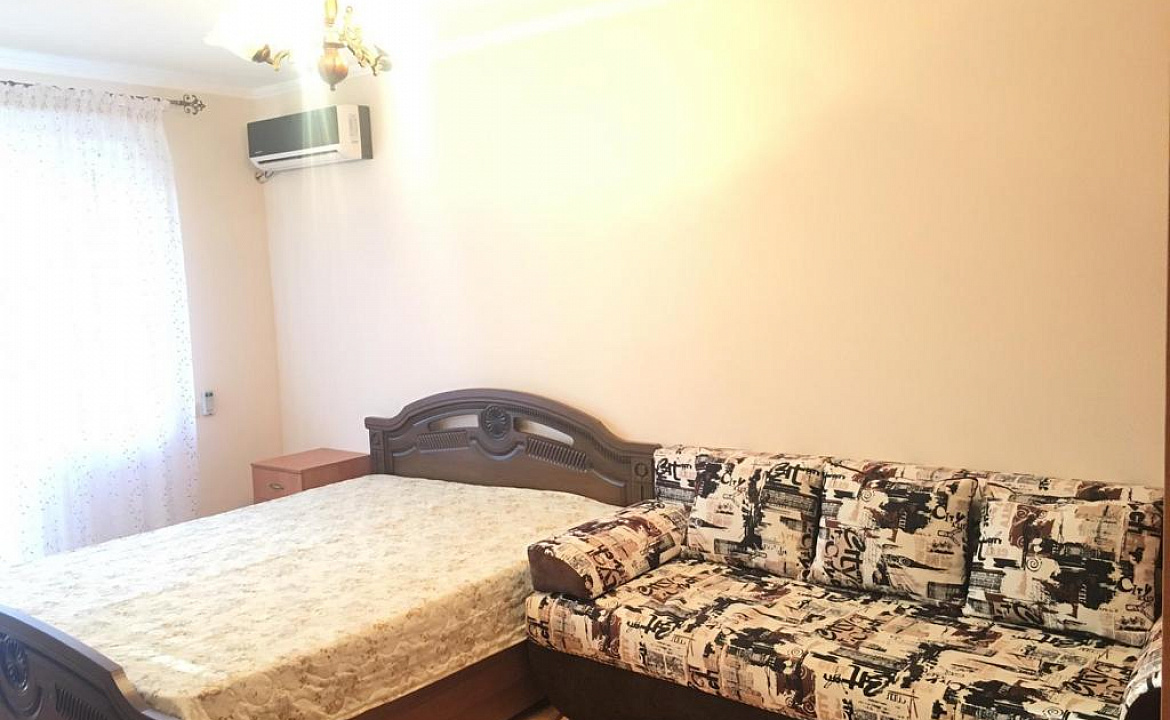 Однокомнатная квартира. Квартира в многоквартирном доме Однокомнатная квартира - Сухум. Сухум