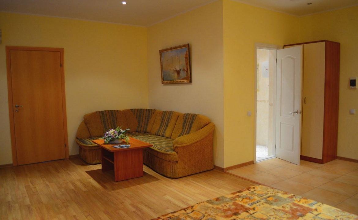 Номер Люкс. Отель «Каравелла». Алушта