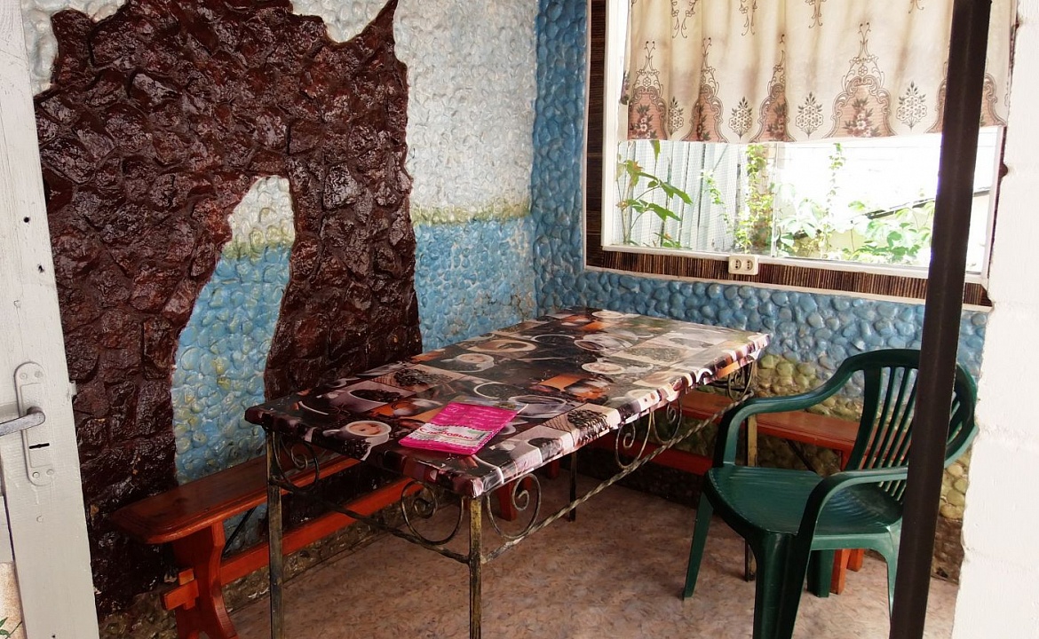 Двухкомнатный 4-х местный на 1-м этаже. Гостевой дом Гостевой дом "Спортлото-82".. Коктебель