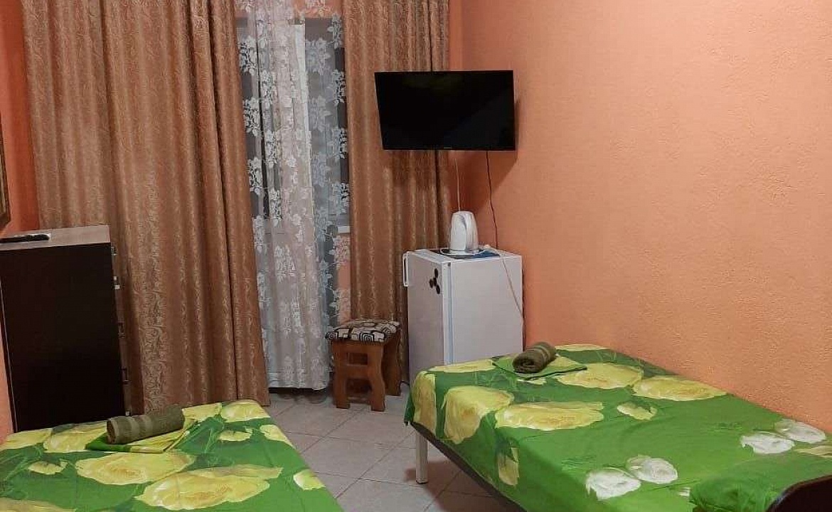 С удобствами на 2, 3, 4 и 5 человек. Гостевой дом ОРИОН. Ольгинка С удобствами на 2, 3, 4 и 5 человек. Гостевой дом ОРИОН. Ольгинка