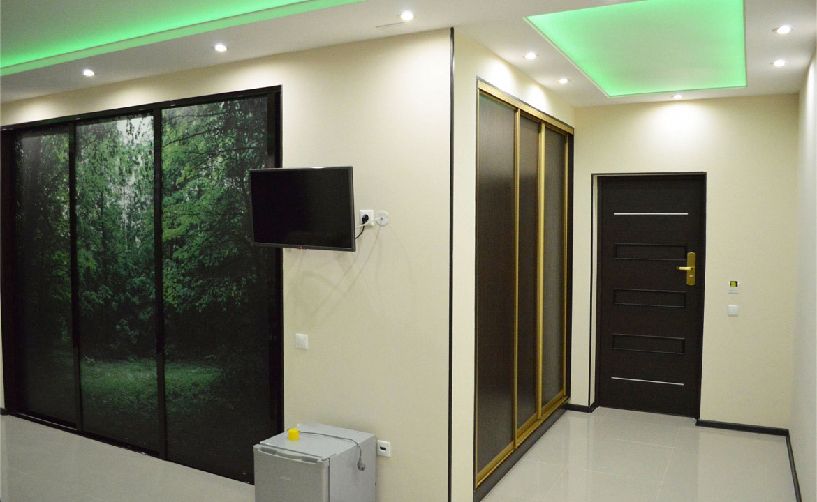 6-ти местный 