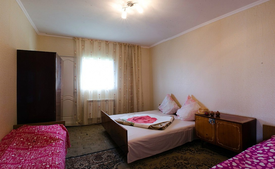 4х местный. Гостевой дом У Гаянэ. Новый Афон