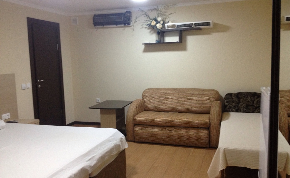 Трехместные однокомнатные номера. Гостевой дом «Агава» - Адлер. Адлер