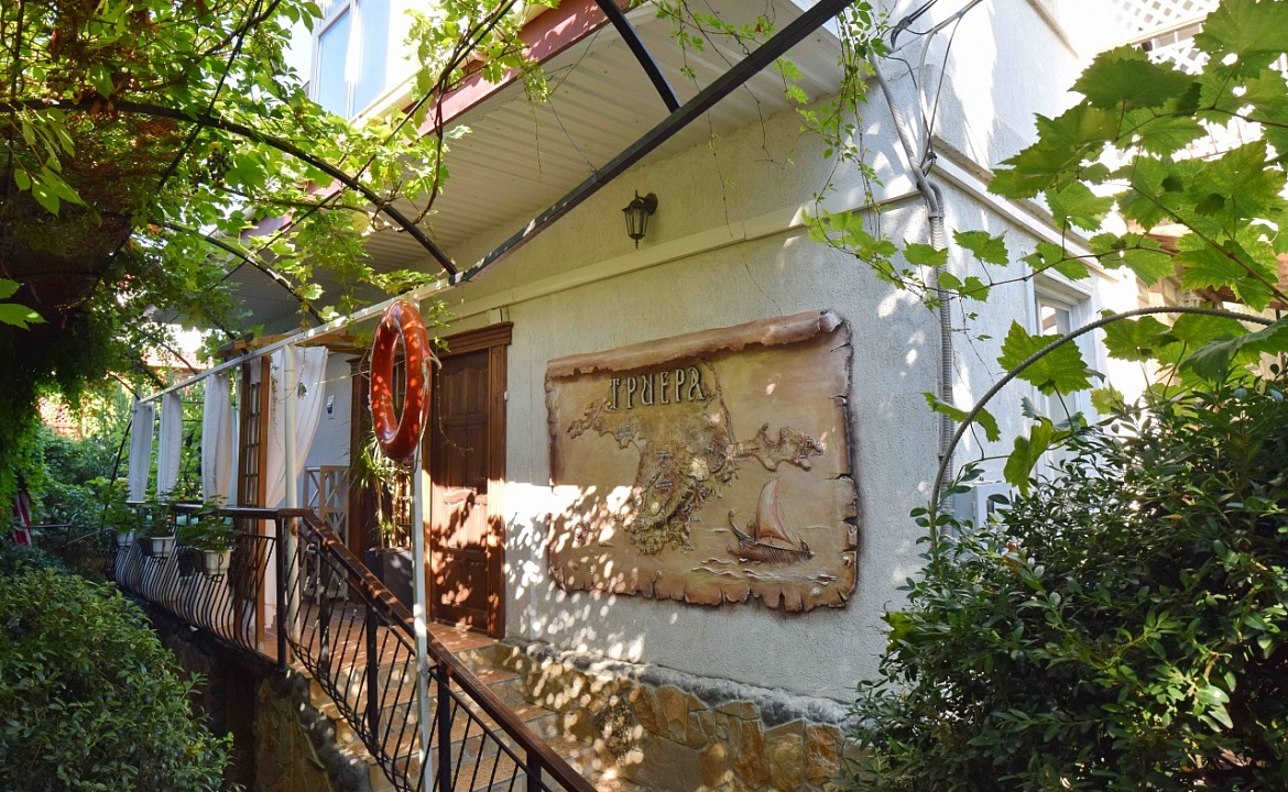 2-х местный номер — «Каминный» в стиле прованс. Гостевой дом "Триера". Судак