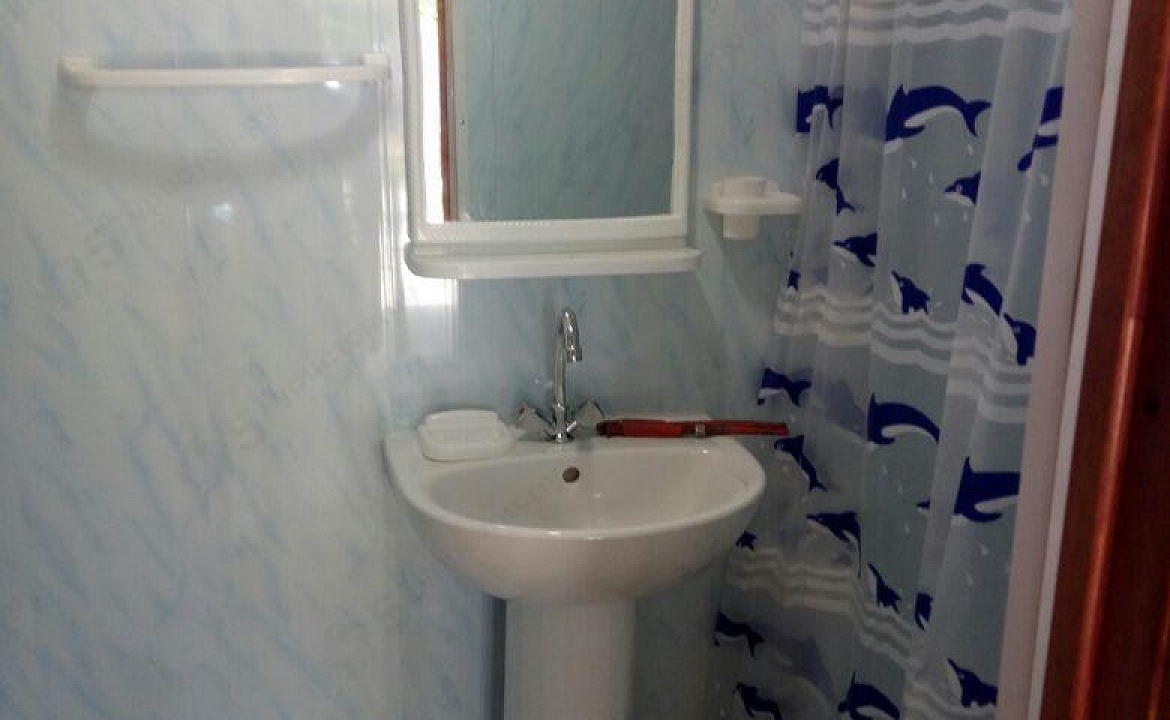 Трехместный номер Комфорт. Гостевой дом "Вероника" - Должанская. Должанская