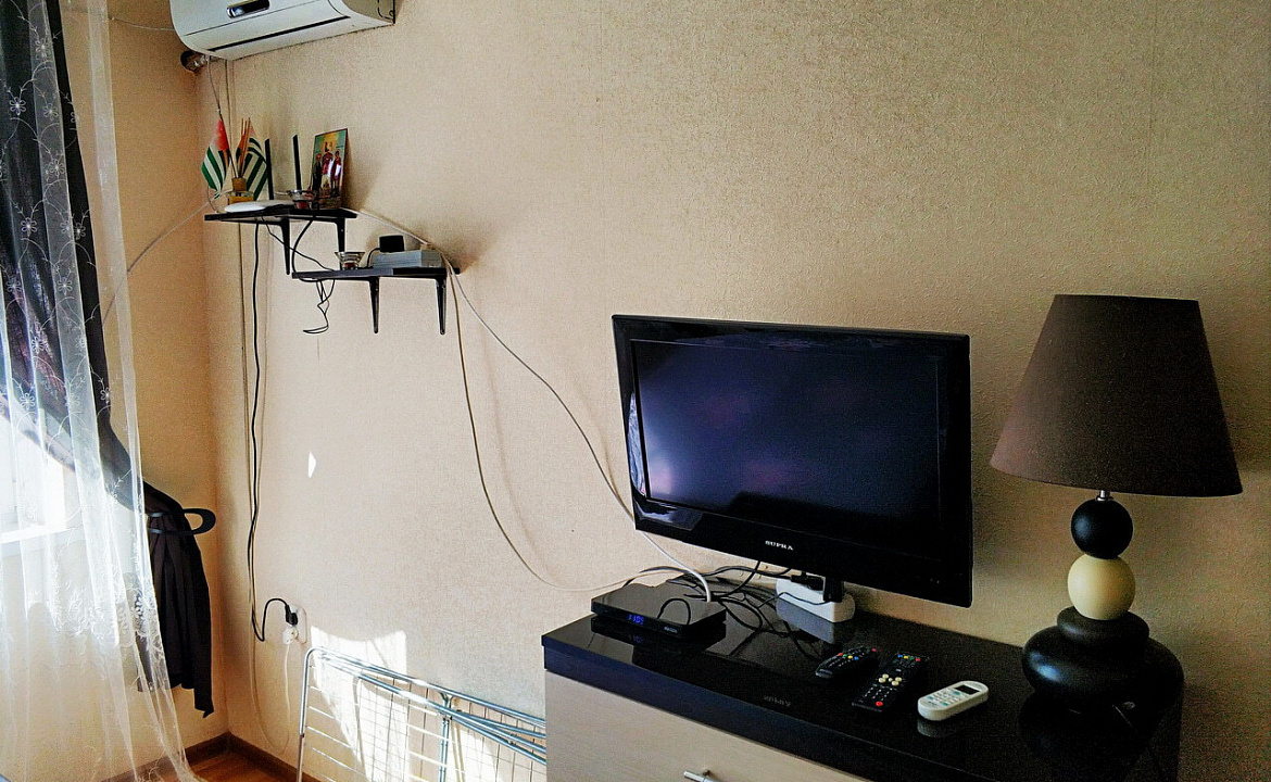 1к квартира . Квартира в многоквартирном доме 1к квартира "Лора" в Новом Афоне 1 линия. Новый Афон