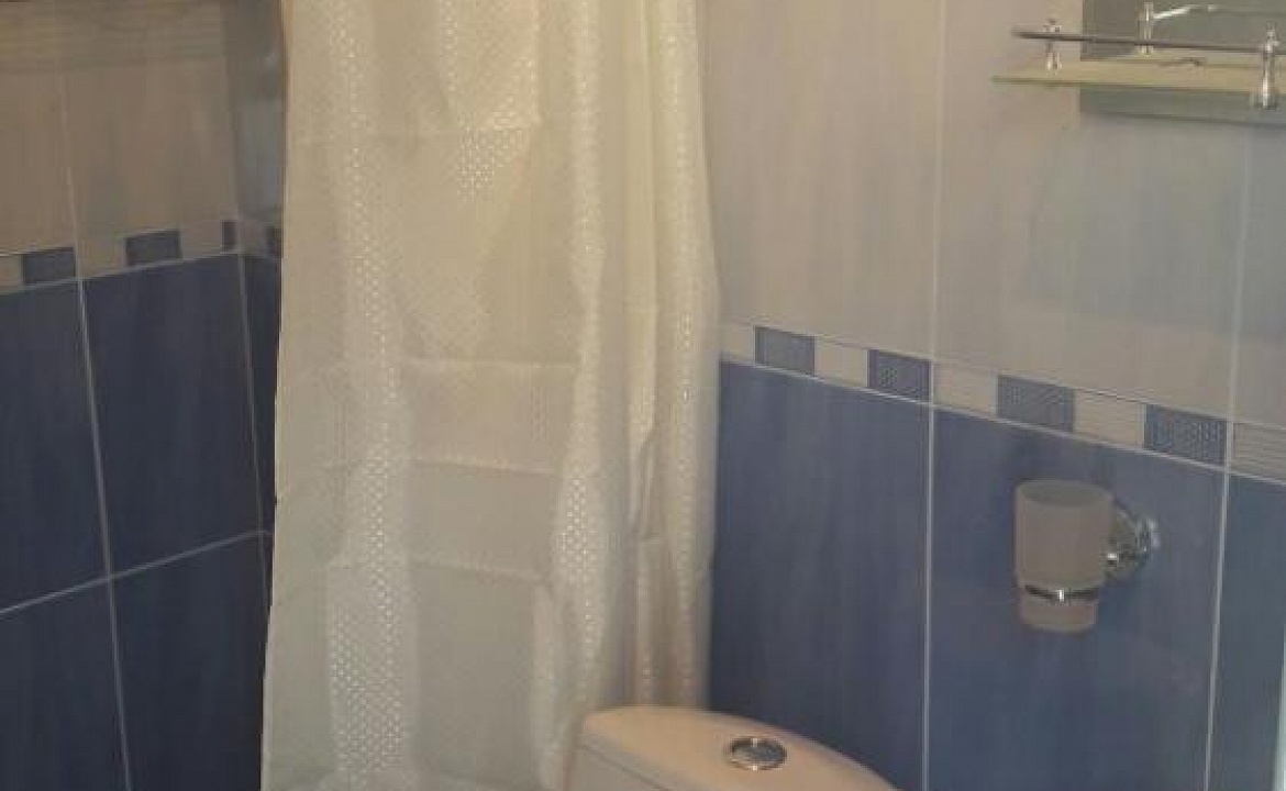 Трехместный с удобствами. Гостевой дом Siberia. Гагра