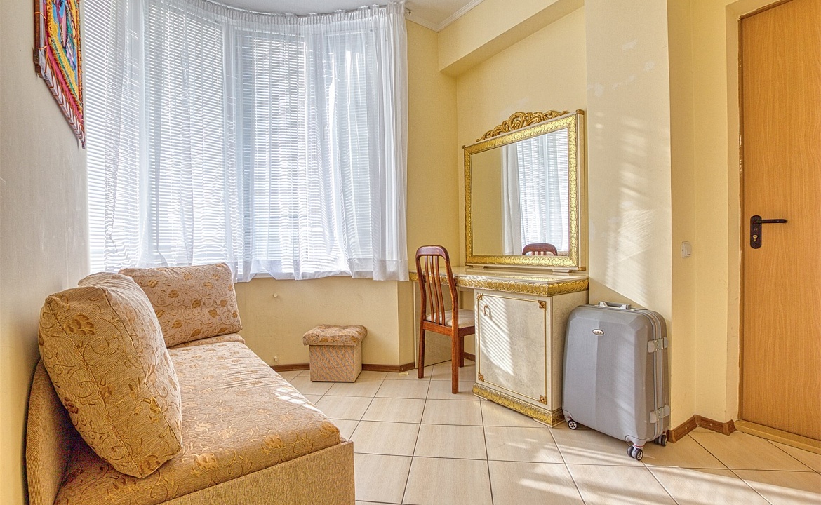 Полулюкс (вид на море). Отель «Интер». Утёс Полулюкс (вид на море). Отель «Интер». Утёс