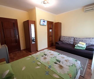 4-х местный номер Стандарт. Частный сектор "Итальянский дворик". 