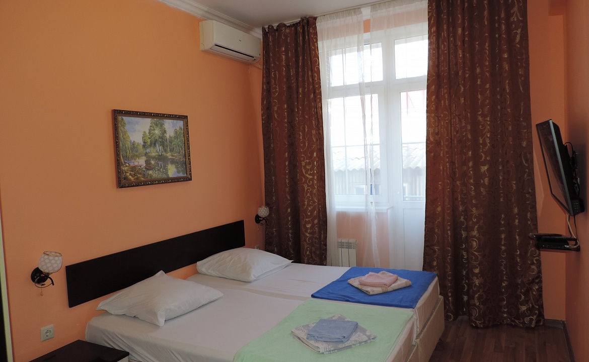 Семейный двухкомнатный . Гостевой дом Гринго. Адлер