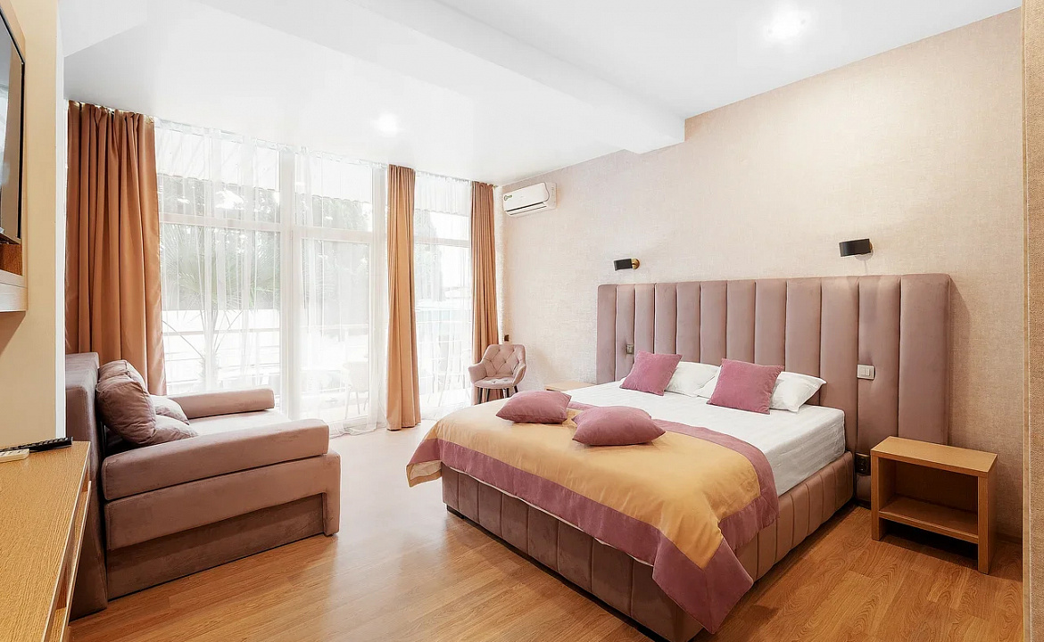Стандарт улучшенный. Гостиница «Gurzuf Sunrise Hotel». Гурзуф Стандарт улучшенный. Гостиница «Gurzuf Sunrise Hotel». Гурзуф