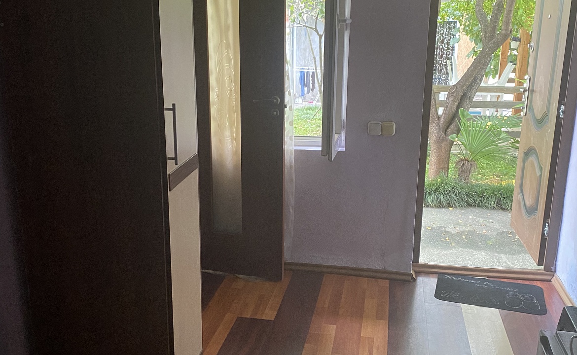 Стандарт с летней кухней. Частный сектор Buffalo . Сухум