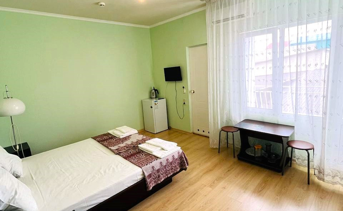 Стандартный Двухместный с доп. местом и балконом. Отель "Гермес" . Вардане Стандартный Двухместный с доп. местом и балконом. Отель "Гермес" . Вардане